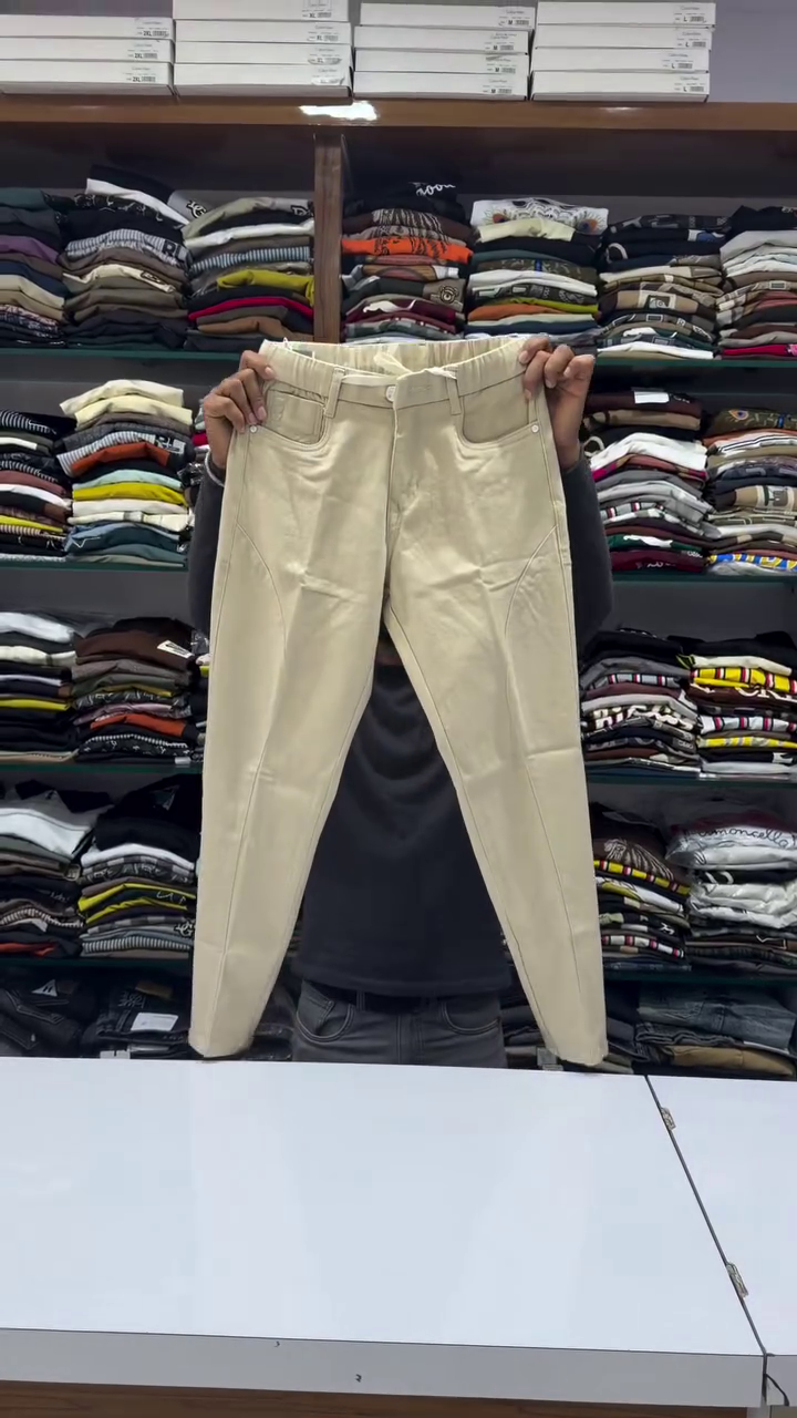 Men Classic Relaxed Fit Mid-Rise Cotton Baggy Stretchable Jeans